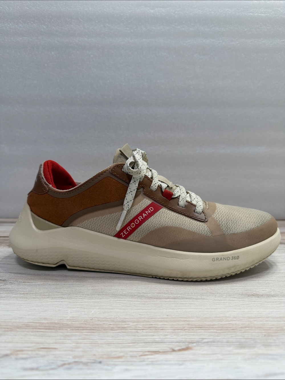 Cole Haan ZERØGRAND Grand 360 Sneakers Men’s Size 7 Beige Brown Red Casual Shoes